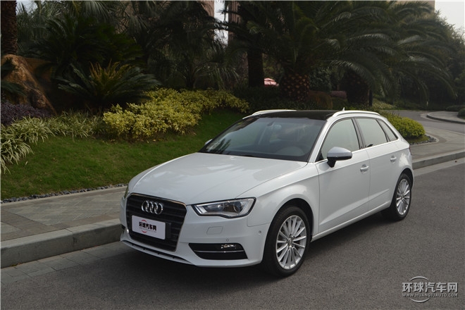 2015款 Limousine 40 TFSI 自動豪華型