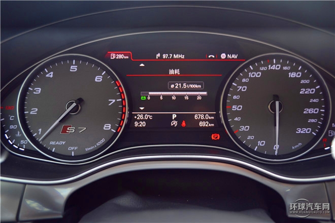 2016款 4.0 TFSI quattro