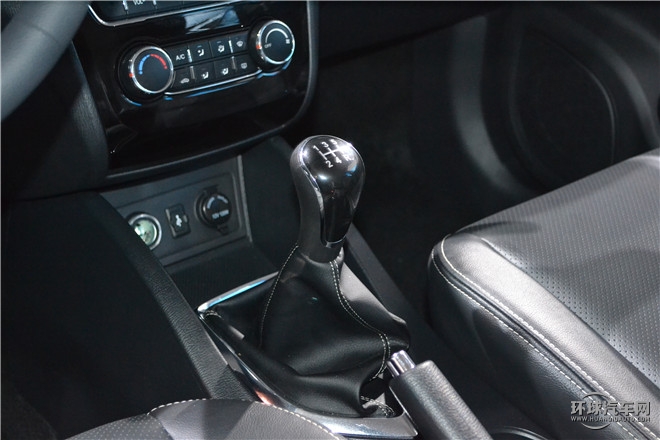 2016款 1.5L 手動(dòng)精英型