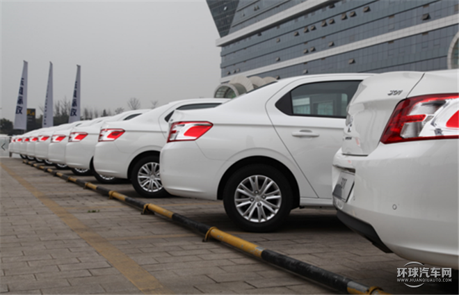 標致301 2016款 1.6L 手動舒適版