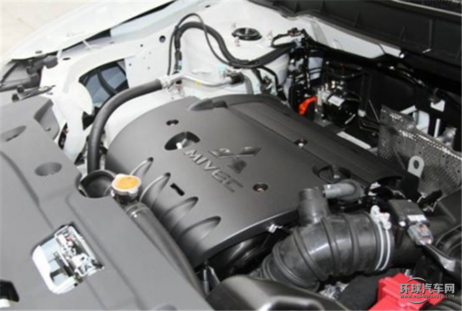 勁炫ASX 2015款 2.0L 自動四驅尊貴版