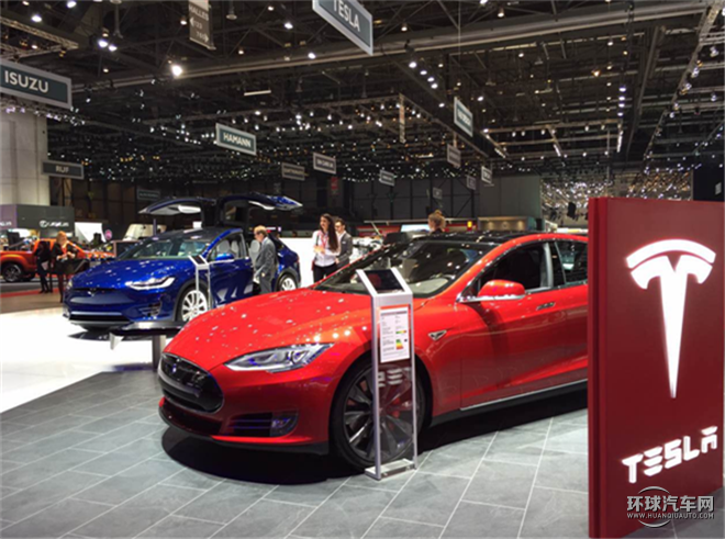 MODEL X 2016款 MODEL X P90D Signature Red