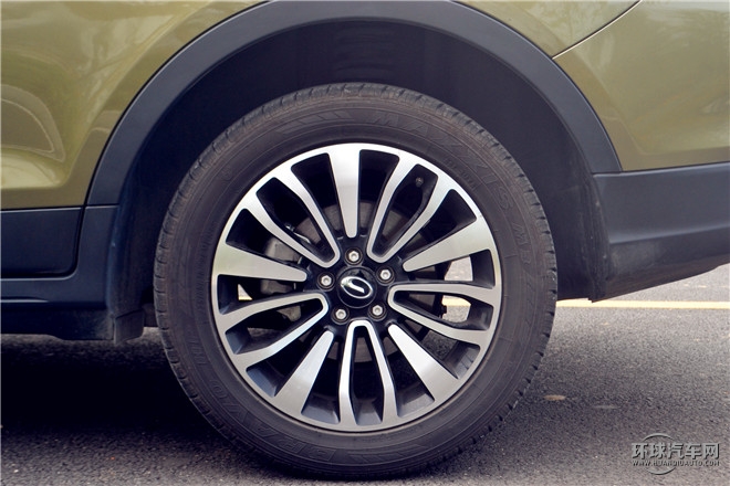 1.8T 自動兩驅(qū)超享版