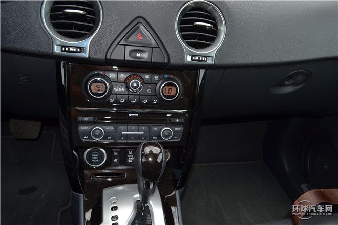 2.5L 四驅(qū)豪華版