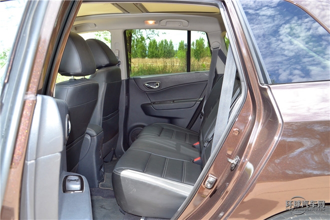 2.5L 四驅豪華版