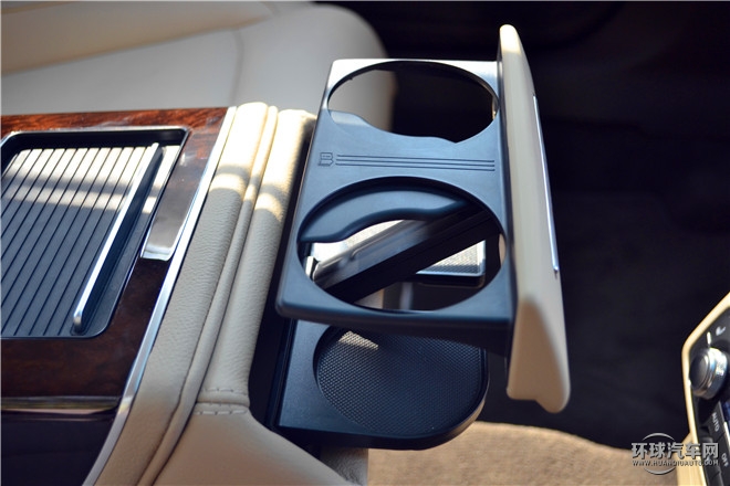 2016款 30 FSI 舒適型