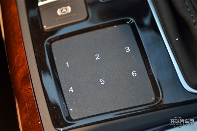 2016款 30 FSI 舒適型