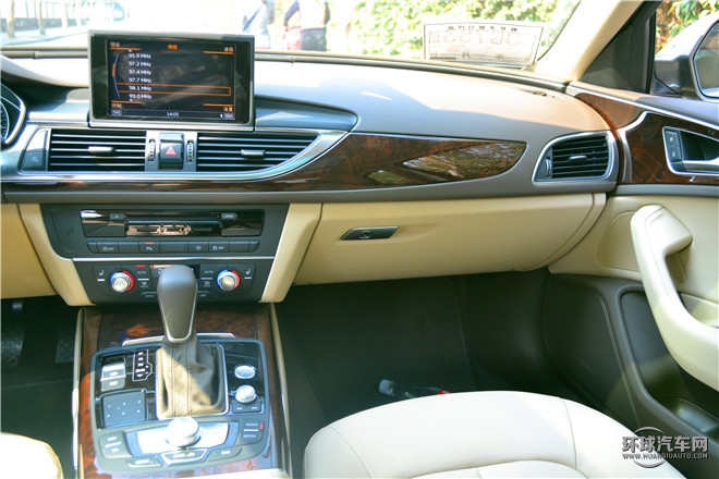 2016款 30 FSI 舒適型