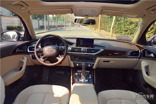 2016款 30 FSI 舒適型