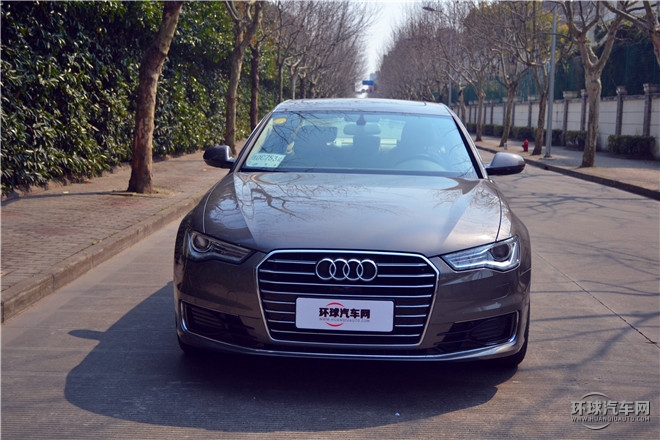 2016款 30 FSI 舒適型