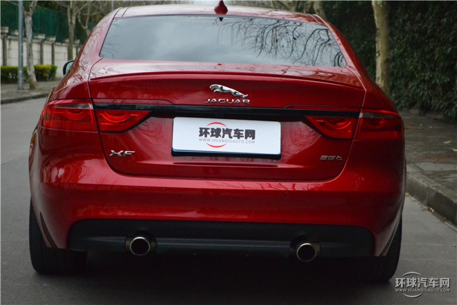 XF 3.0T 兩驅(qū)R-Sport運(yùn)動(dòng)版