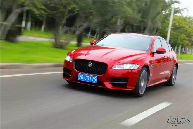 XF 3.0T 兩驅(qū)R-Sport運動版