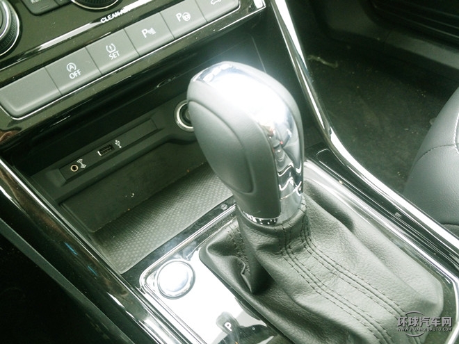 途安L 330TSI DSG豪華版