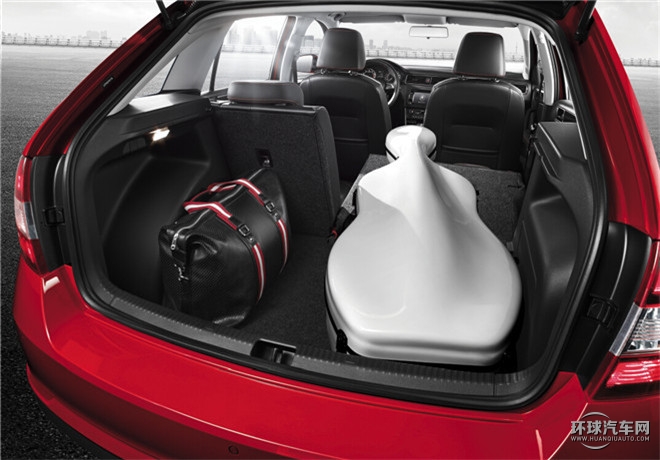 昕動 2016款 改款 1.6L 自動智行版