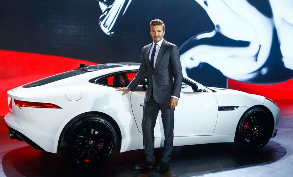 貝克漢姆現(xiàn)身捷豹發(fā)布會 引發(fā)現(xiàn)場尖叫