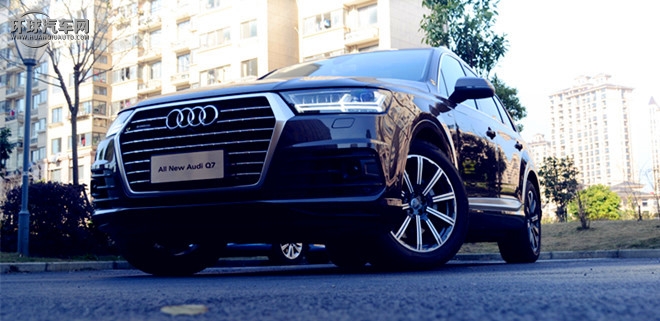 奧迪/奧迪(進(jìn)口)/Q7/35 TDI 專(zhuān)享型