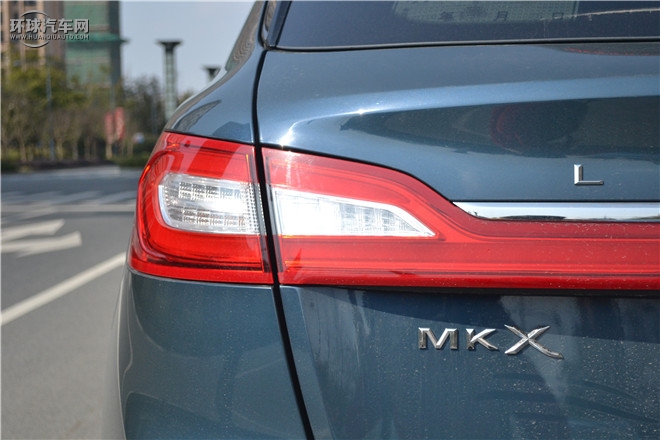 2015款 2.7T 四驅尊耀版