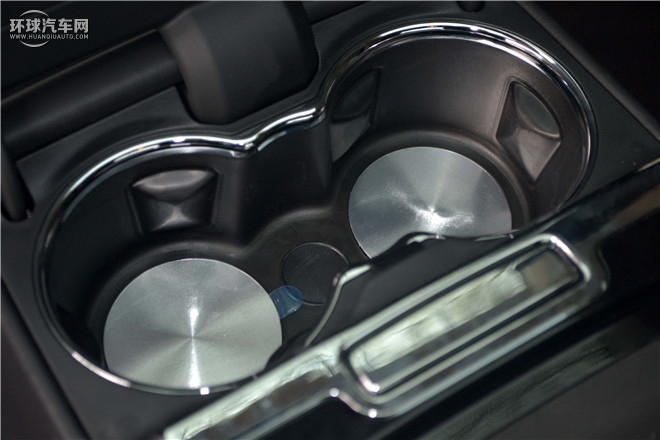 2016款 XJL 3.0 SC 四驅(qū)旗艦商務(wù)版