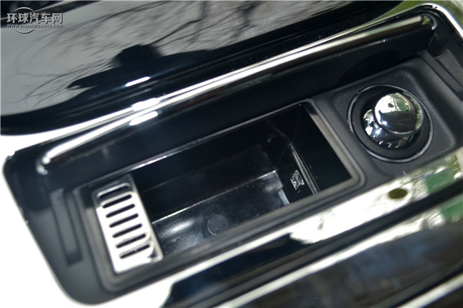 2016款 XJL 3.0 SC 四驅旗艦商務版