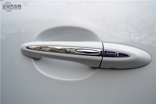 2016款 XJL 3.0 SC 四驅(qū)旗艦商務(wù)版