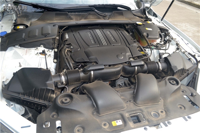 2016款 XJL 3.0 SC 四驅旗艦商務版