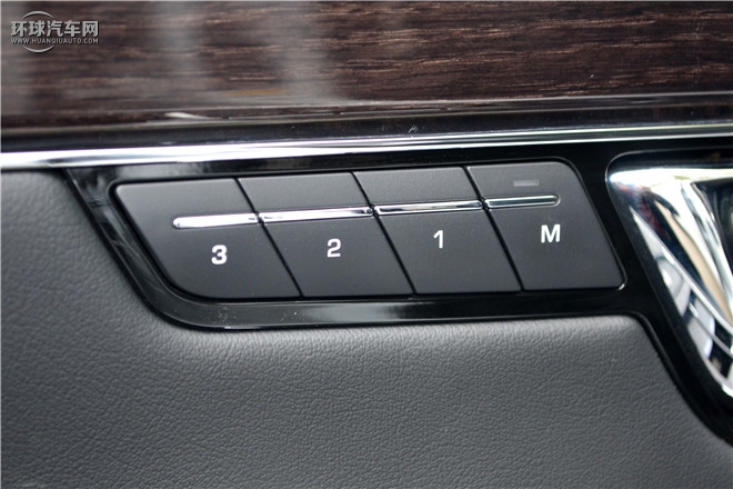 2016款 XJL 3.0 SC 四驅旗艦商務版