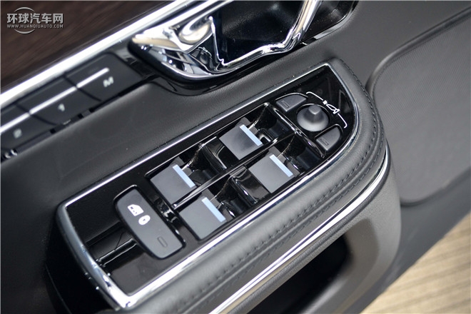 2016款 XJL 3.0 SC 四驅旗艦商務版