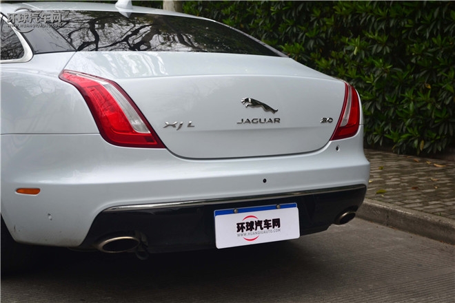 2016款 XJL 3.0 SC 四驅(qū)旗艦商務(wù)版