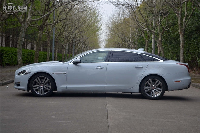 2016款 XJL 3.0 SC 四驅旗艦商務版