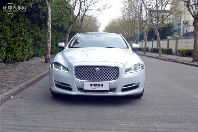 2016款 XJL 3.0 SC 四驅(qū)旗艦商務版