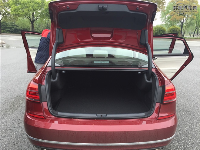 2016款 280TSI 手動(dòng)尊雅版