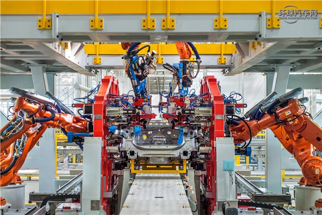 2016款 XF 2.0T 兩驅(qū)風(fēng)華版