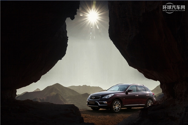 英菲尼迪（進(jìn)口）/英菲尼迪QX50/2.5L 四驅(qū)尊雅版