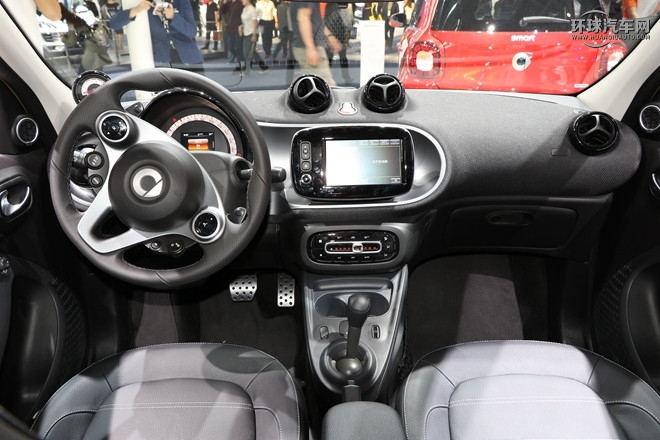 2016款 0.9T 極致版