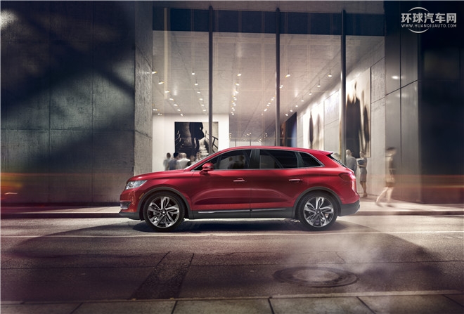 2015款 2.0T 兩驅(qū)尊享版