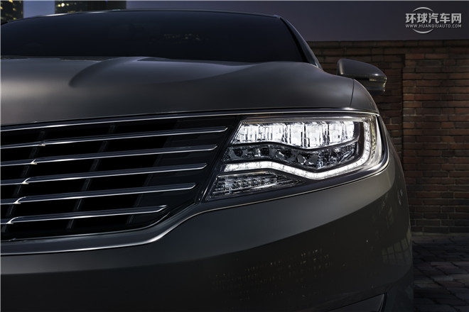 2015款 2.0T 兩驅(qū)尊享版