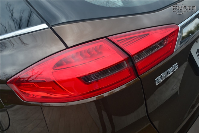 2016款 1.8TD 自動智尊型