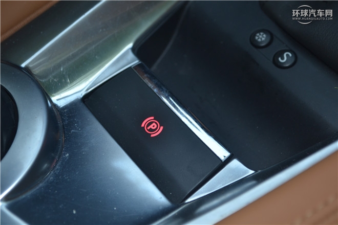 2016款 1.8T 尊享版THP200