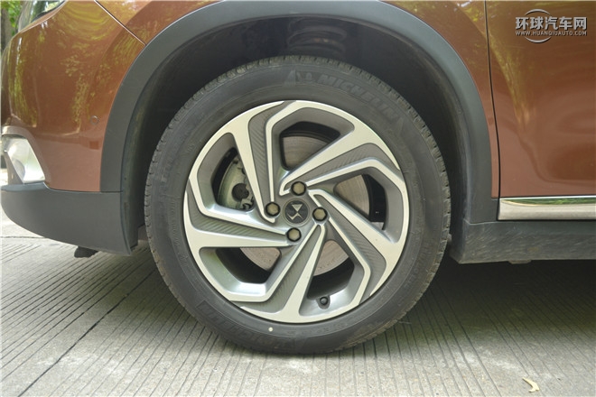 2016款 1.8T 尊享版THP200