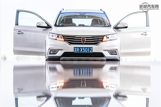 2016款 2.0T 四驅互聯網智尊版