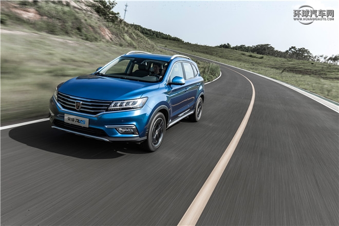 2016款 2.0T 四驅(qū)互聯(lián)網(wǎng)智尊版