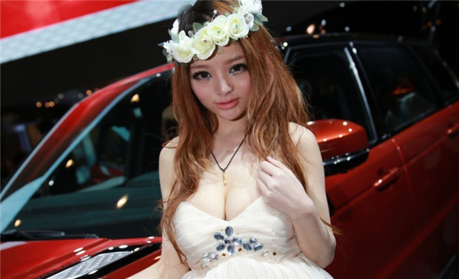 盤(pán)點(diǎn)歷屆車(chē)展那些呼之欲出的波霸女王