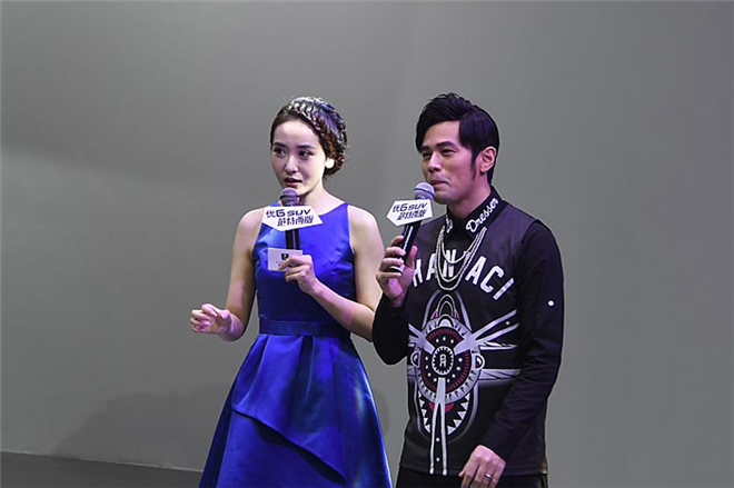 引爆成都車展的明星們