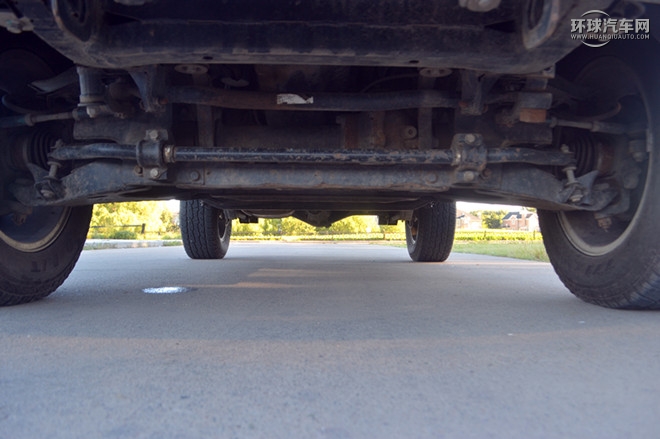 2014款 2.4L 手動征途版