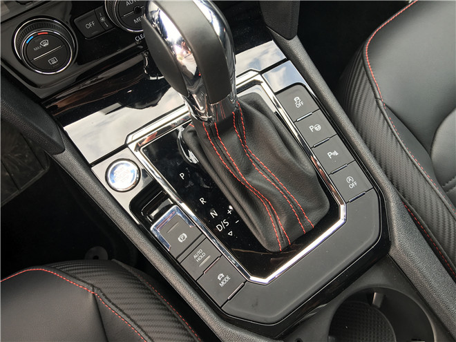 2017款 2.0T凌渡 GTS