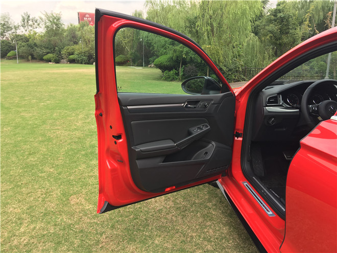 2017款 2.0T凌渡 GTS