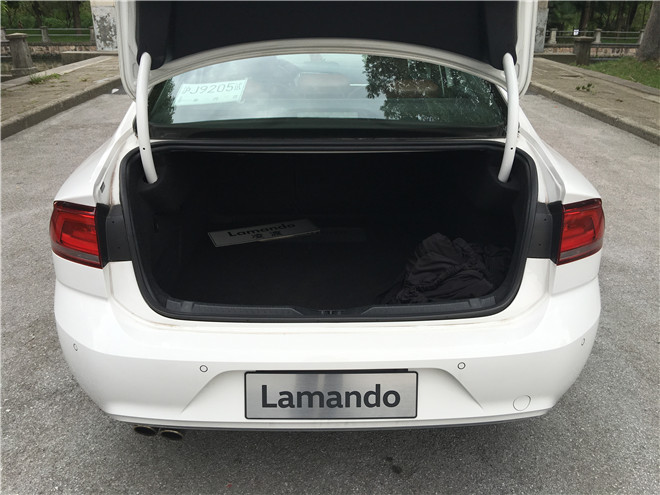 2017款凌渡330TSI DSG