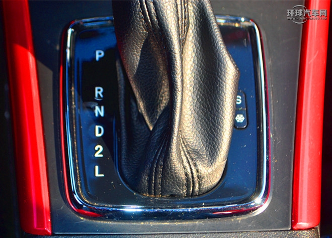 紳寶X25 2015款 1.5L 自動(dòng)豪華型