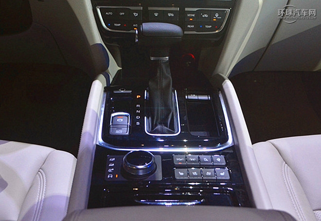 2017款 320T 兩驅豪華智聯版