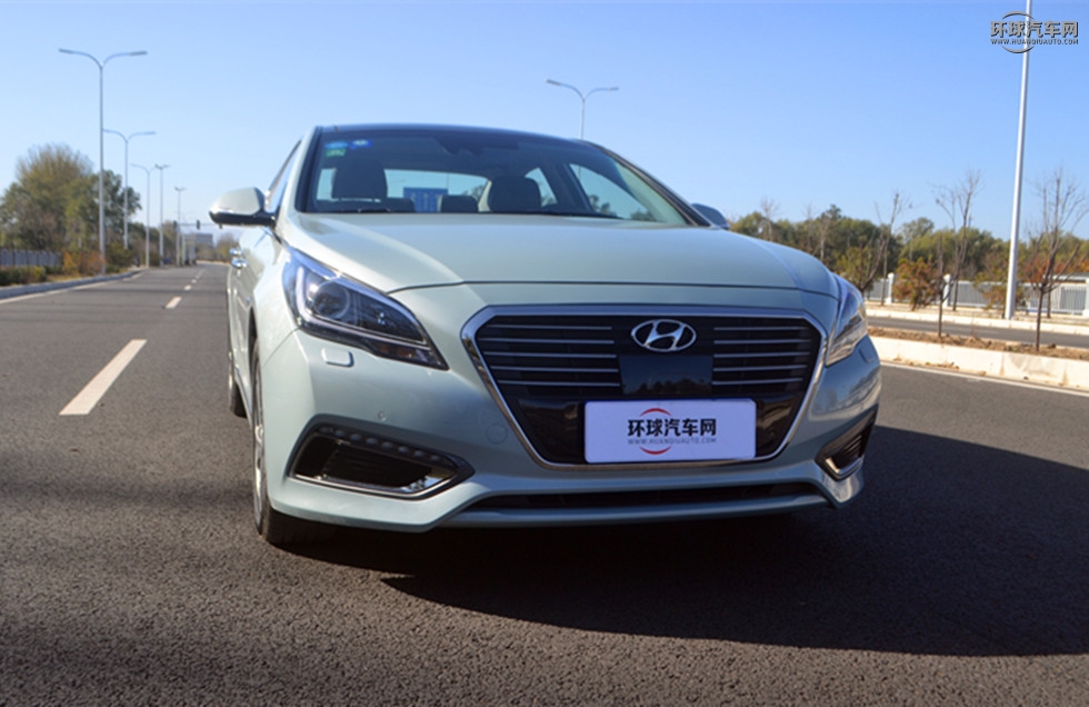 2016款 2.0L hybrid HS領先型